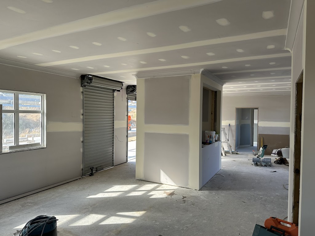 Watts Plastering | 4 E Hampton Pl, Strathfieldsaye VIC 3551, Australia | Phone: 0474 322 837