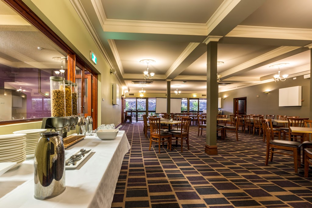 The Boomerang Hotel | lodging | 312/316 Wagga Rd, Lavington NSW 2641, Australia | 0260251711 OR +61 2 6025 1711