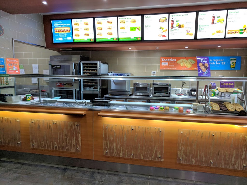 Subway | restaurant | 4/272-274 Woodville Rd, Guildford NSW 2161, Australia | 0287105259 OR +61 2 8710 5259