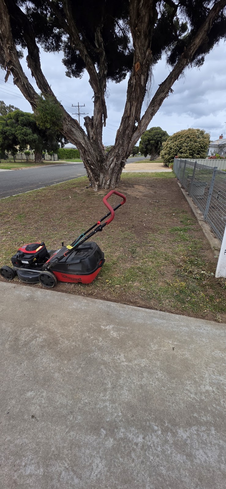 Finns Mowing & Lawn Service | 37 Campbell St, Numurkah VIC 3636, Australia | Phone: 0478 651 618