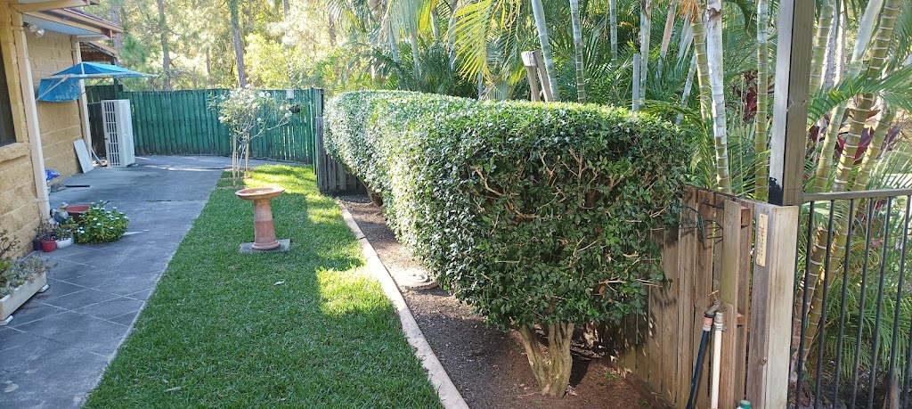 House Huggie | 9 Masters St, Arundel QLD 4215, Australia | Phone: 0403 116 565
