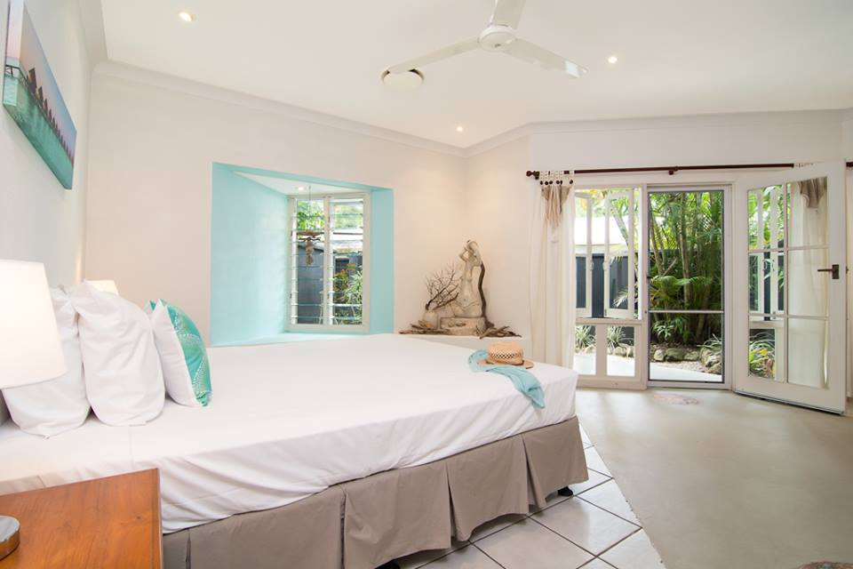 Mistral Tropical Beach House | 20 Triton Cres, Port Douglas QLD 4877, Australia | Phone: 0456 094 366