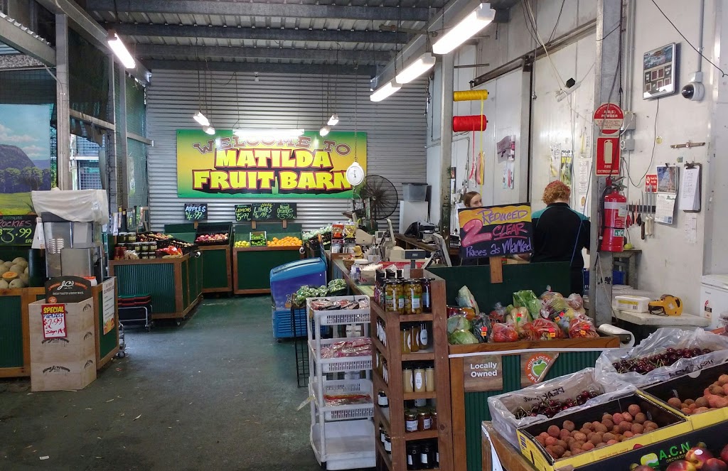 Matilda Fruit Barn | store | 840 Steve Irwin Way, Glass House Mountains QLD 4518, Australia | 0754969066 OR +61 7 5496 9066