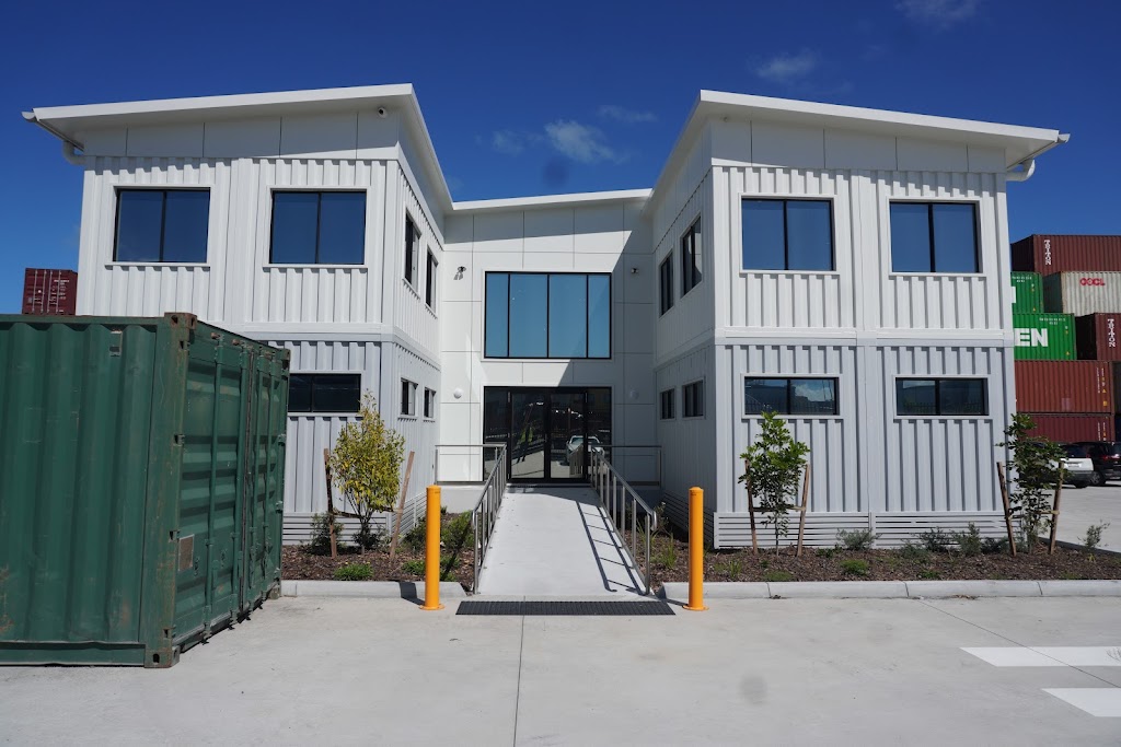 South East Queensland Hauliers Port of Brisbane | 2 Egret St, Port Of Brisbane QLD 4178, Australia | Phone: (07) 3823 7400