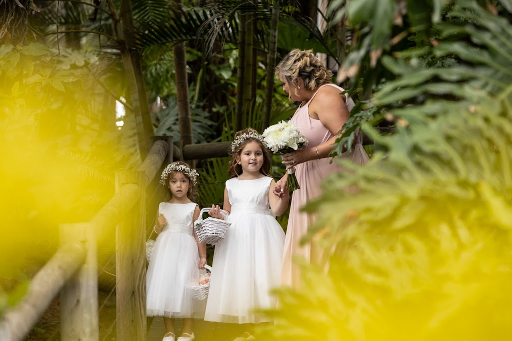 En Vogue Wedding and Portrait | 15 Gresham Dr, Woolgoolga NSW 2456, Australia | Phone: 0434 214 504