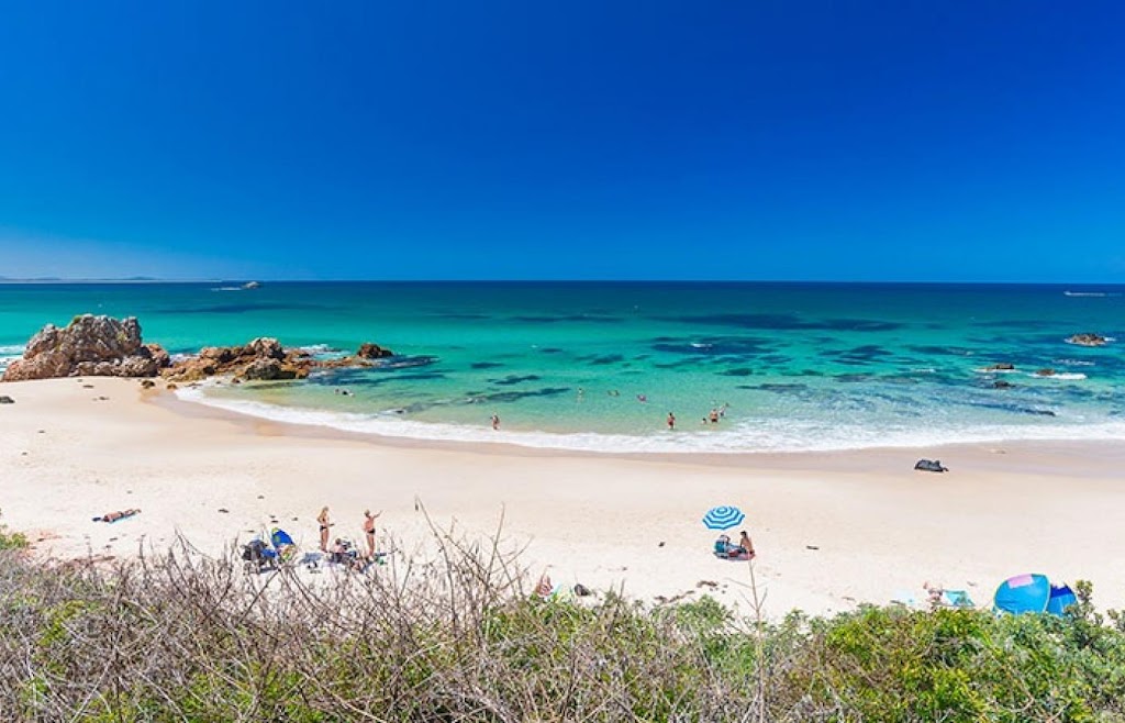 Elements of Design | 4a/2 Murray St, Port Macquarie NSW 2444, Australia | Phone: (02) 6586 0900