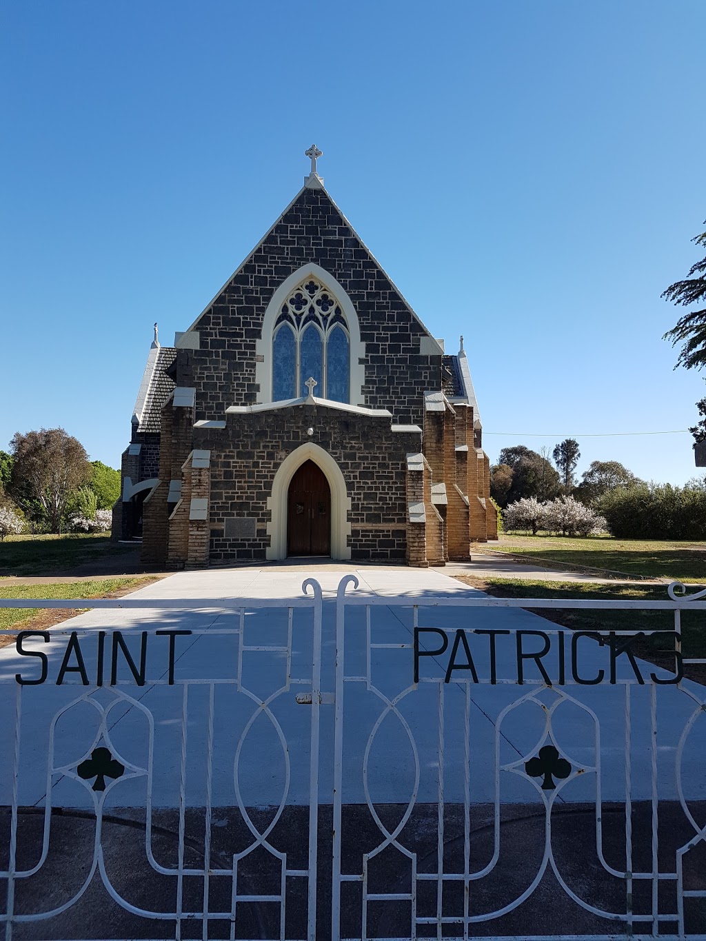 St. Patrick’s Catholic Church | church | 66 Queen St, Boorowa NSW 2586, Australia | 0438753030 OR +61 438 753 030