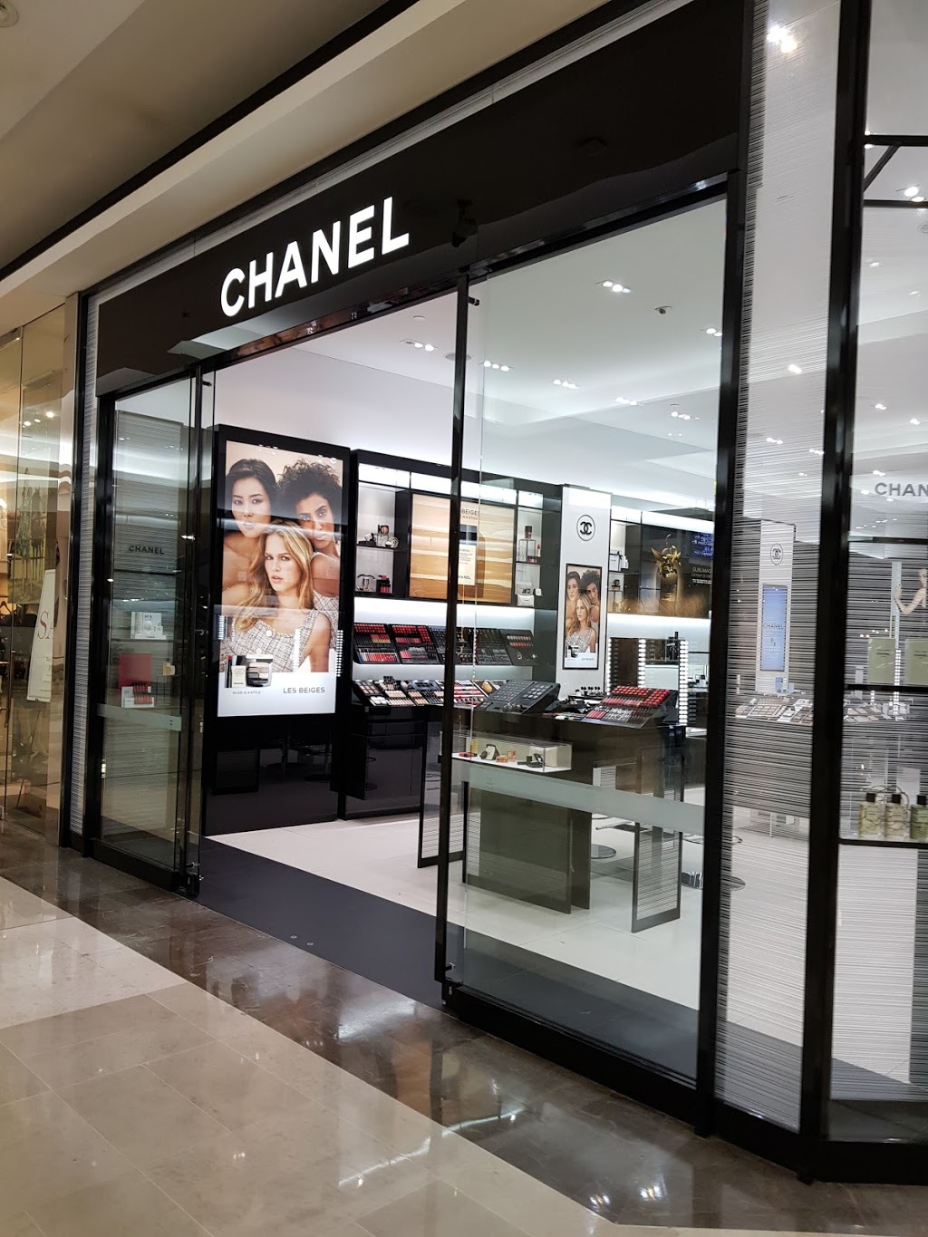 CHANEL | store | 1152 Creek Rd, Carindale QLD 4152, Australia | 1300242635 OR +61 1300 242 635
