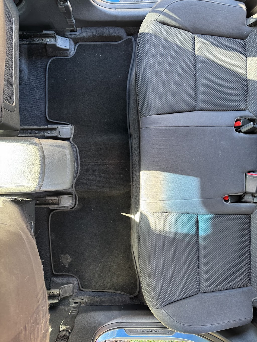 Lawson’s car cleaning | 38 Curzon Ave, Bateau Bay NSW 2261, Australia | Phone: 0498 798 781