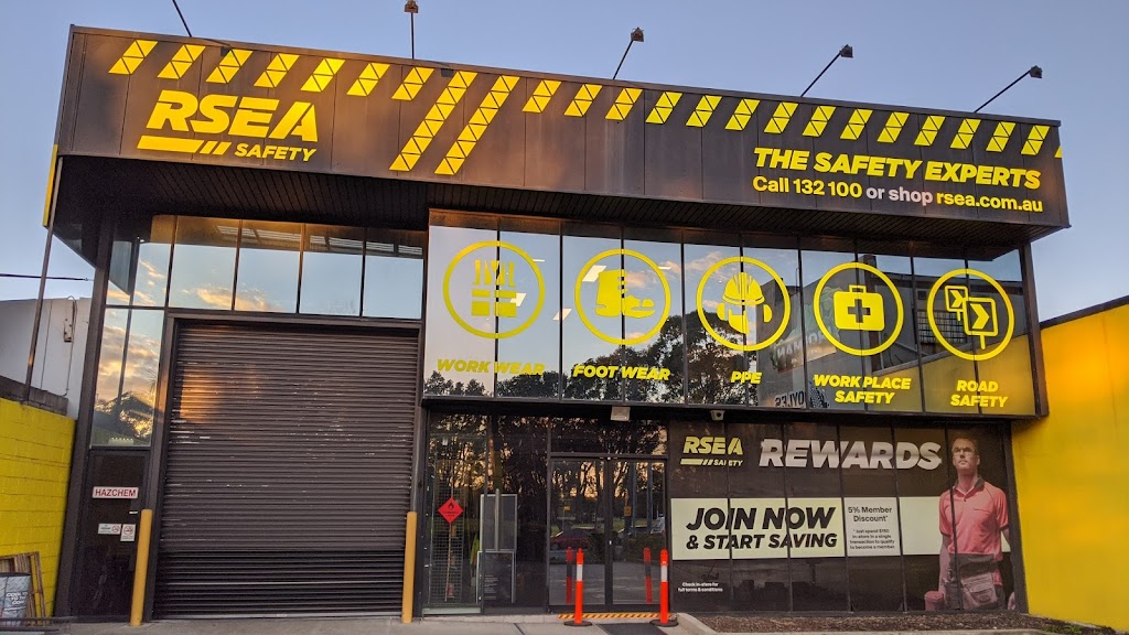 RSEA Safety Taren Point | shoe store | 146 Taren Point Rd, Taren Point NSW 2229, Australia | 0295263222 OR +61 2 9526 3222