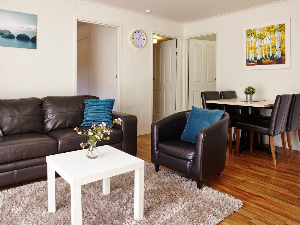 Willow Dene Holiday Apartments | 25 Toorak Rd, Bright VIC 3741, Australia | Phone: 0400 504 056