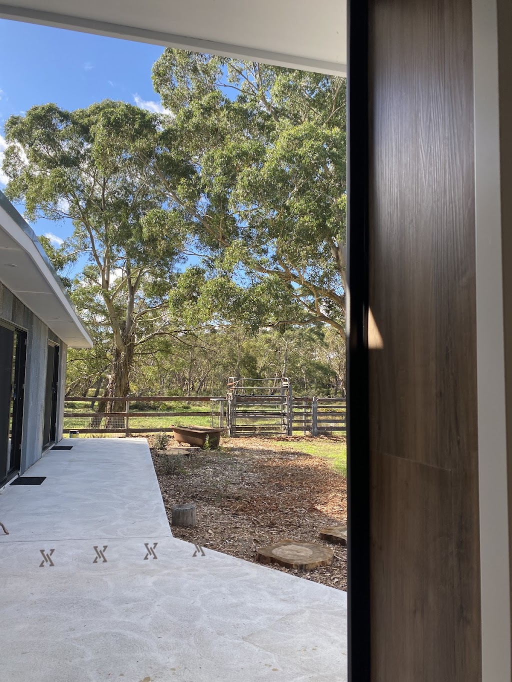 Cutaway Stables BnB | 2492 Old Hume Hwy, Woodlands NSW 2575, Australia | Phone: 0497 836 432