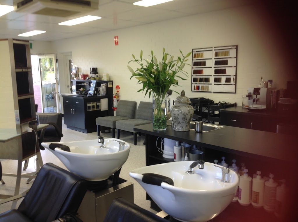 Turning Heads Hairdressing | hair care | 29 Morgan St, Wagga Wagga NSW 2650, Australia | 0269212809 OR +61 2 6921 2809