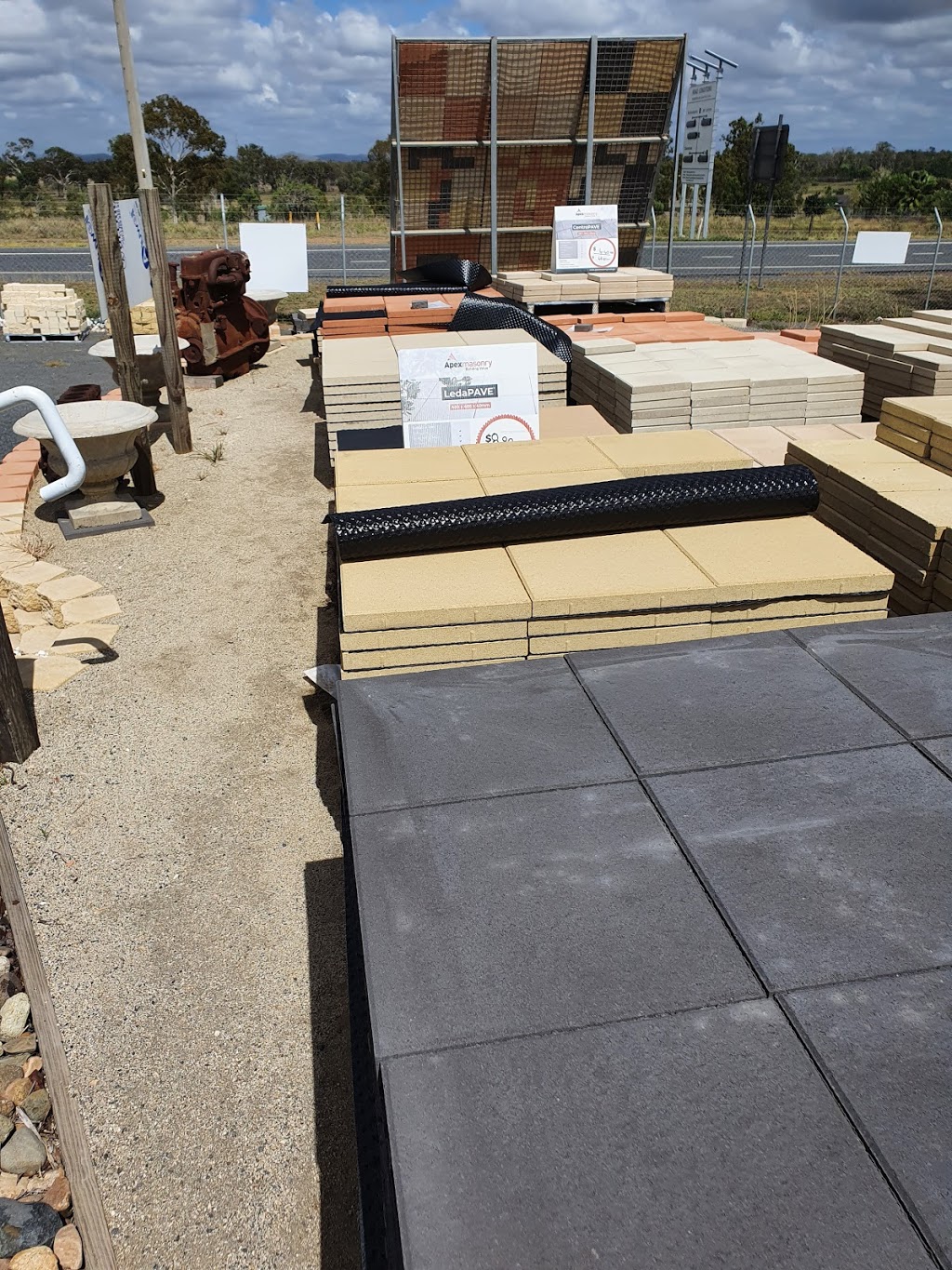 Sunbrix Sand & Soil | 53622 Burnett Hwy, Bouldercombe QLD 4702, Australia | Phone: 0418 542 961