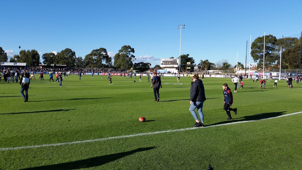 Port Adelaide Football Club |  | Brougham Pl, Alberton SA 5014, Australia | 0884474044 OR +61 8 8447 4044