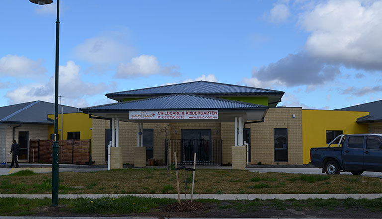 Learn Smart Early Learning Centre Melton | school | 21 Weeks Ave, Melton West VIC 3337, Australia | 0387980010 OR +61 3 8798 0010