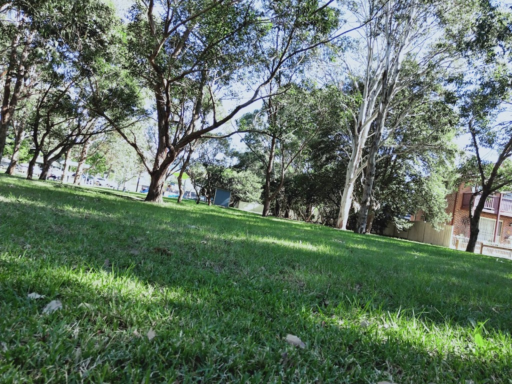 Pop Errington Park | park | 14 Florence St, Towradgi NSW 2518, Australia