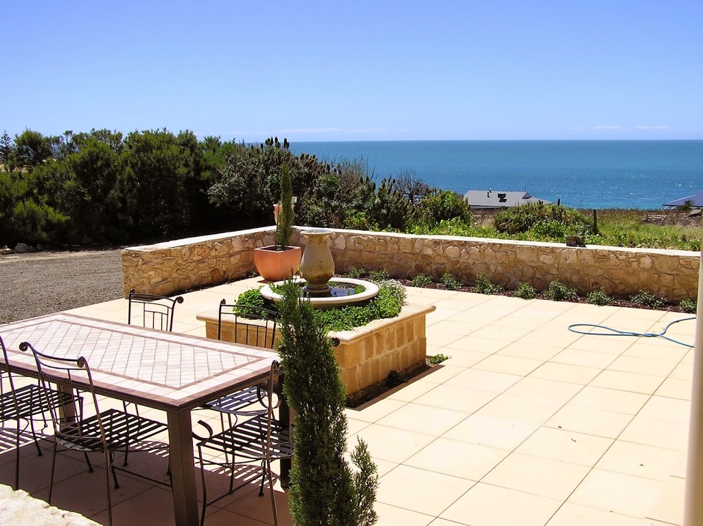 Seaview Lodge | Lot 3 Cape Willoughby Road, Penneshaw SA 5222, Australia | Phone: (08) 8553 1132