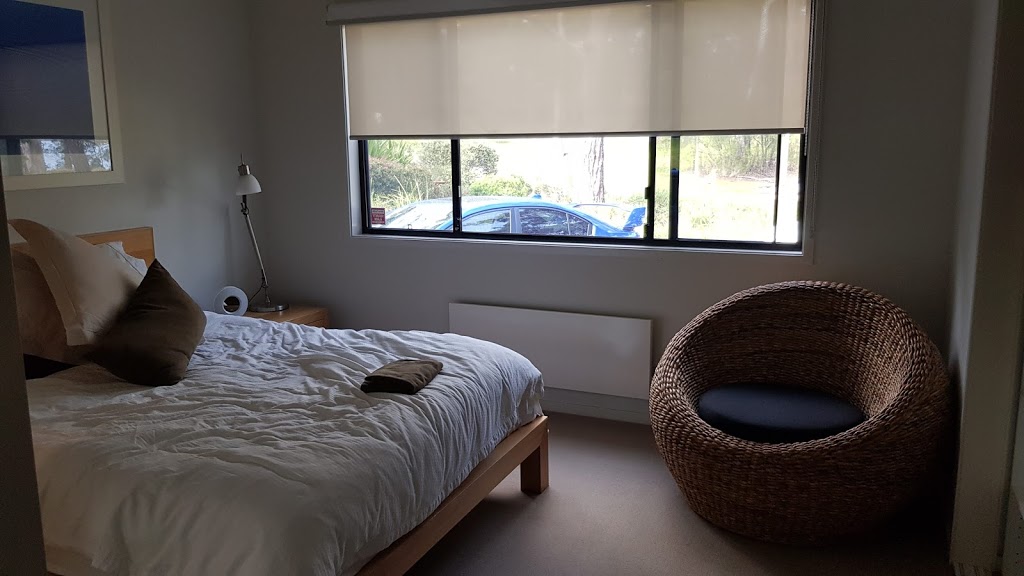 Bluebell Retreat | lodging | 10 Saltwater Row, Murrays Beach NSW 2281, Australia | 0249210740 OR +61 2 4921 0740
