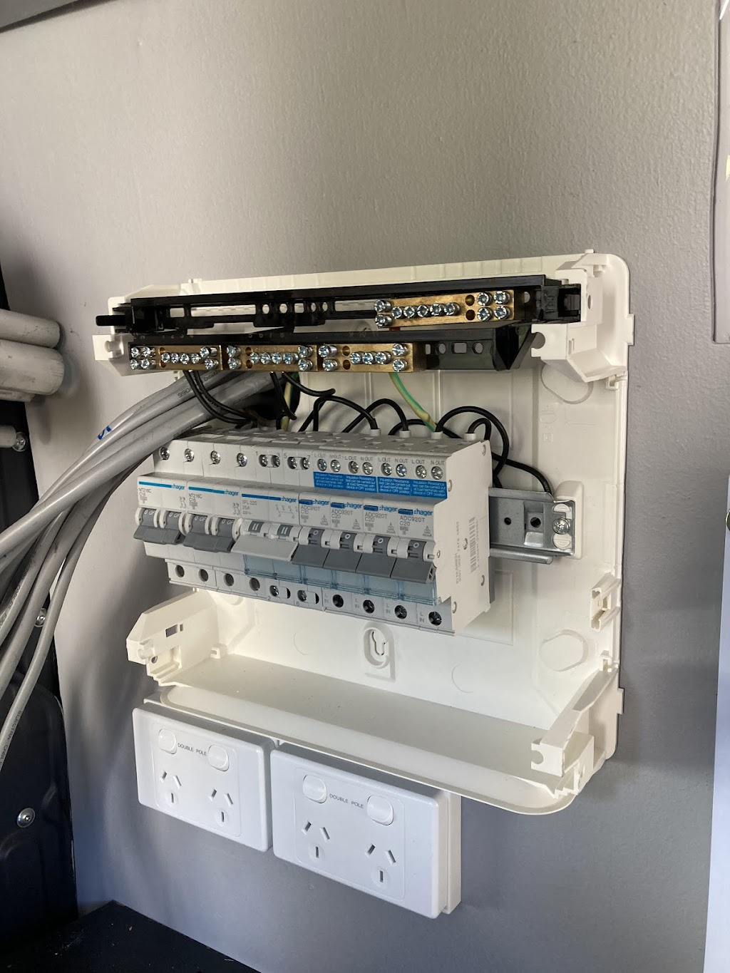 Mark Zeidler Electrical | 7 Nawalla Ct, Karana Downs QLD 4306, Australia | Phone: 0410 732 481