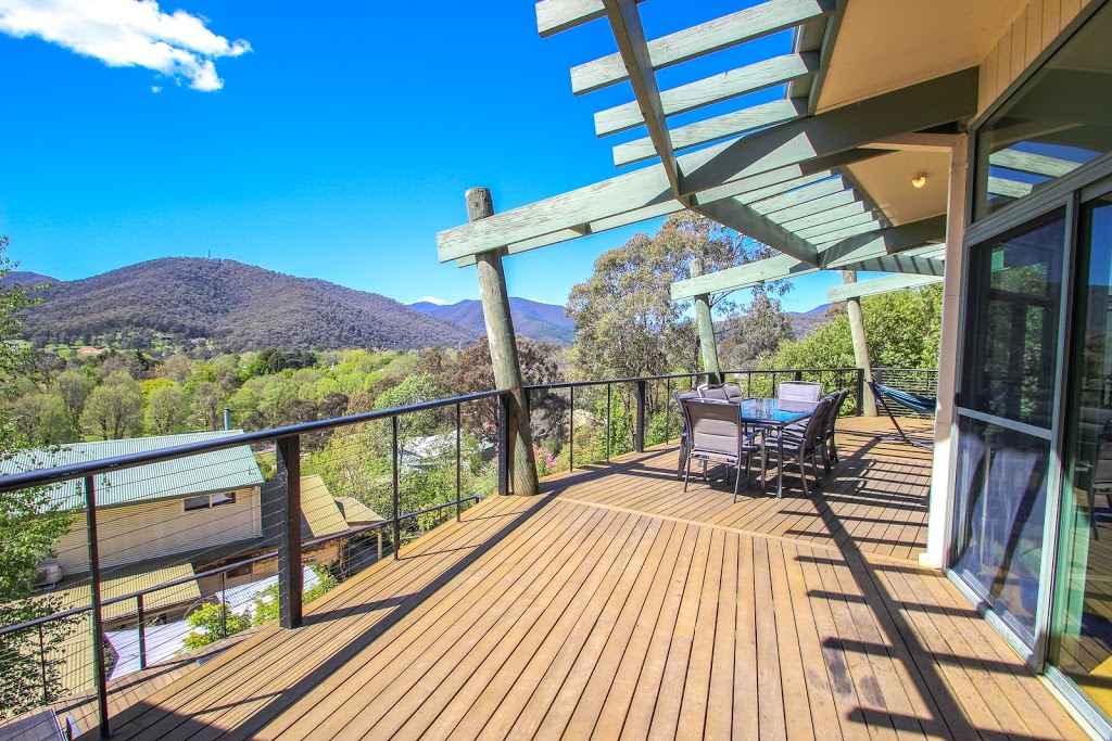 Top Deck | lodging | 15 Hargreaves Rd, Bright VIC 3741, Australia | 0357592653 OR +61 3 5759 2653