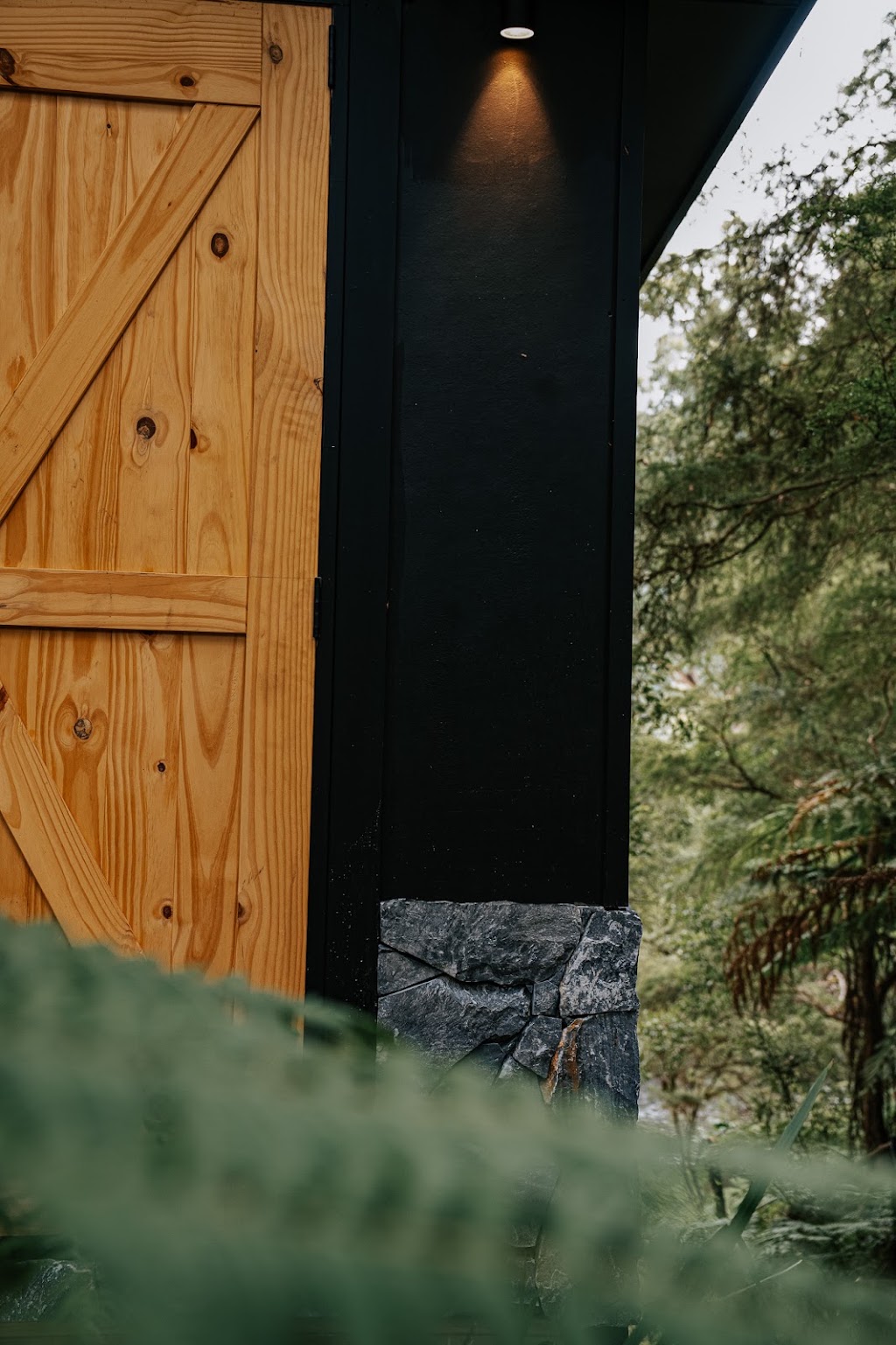 Yarra Valley Bathhouse | 475 Woods Point Rd, Warburton VIC 4514, Australia | Phone: 0401 757 731
