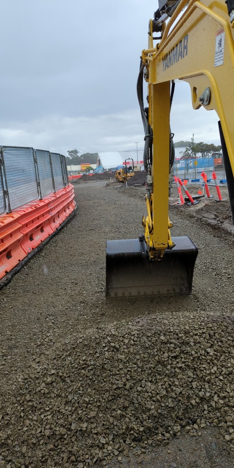 Trackside Earthworks | 86 Bull Hill Rd, Tinonee NSW 2430, Australia | Phone: 0401 968 992