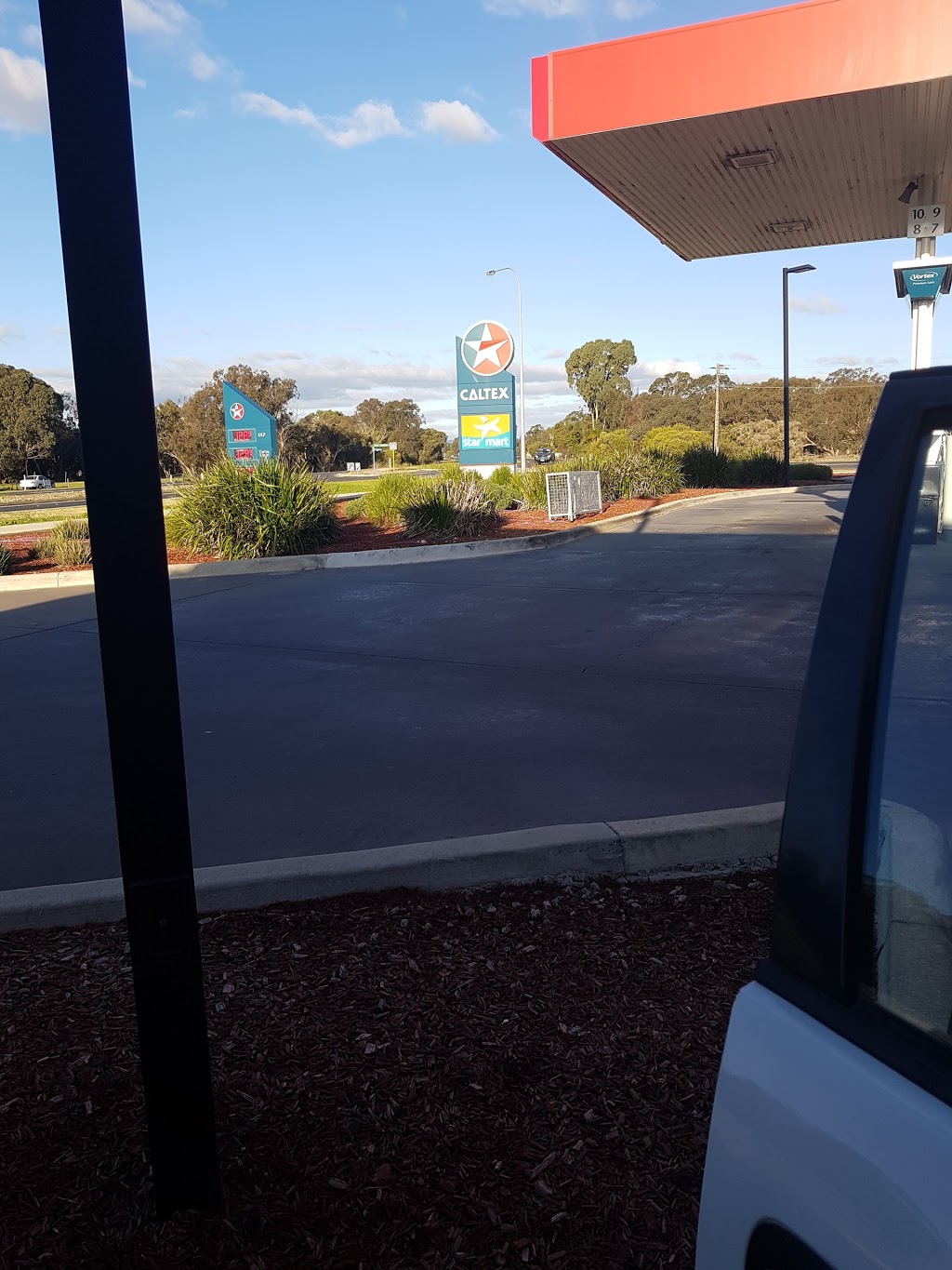 Caltex North Yunderup | 868 Pinjarra Rd, North Yunderup WA 6208, Australia | Phone: (08) 9537 7096