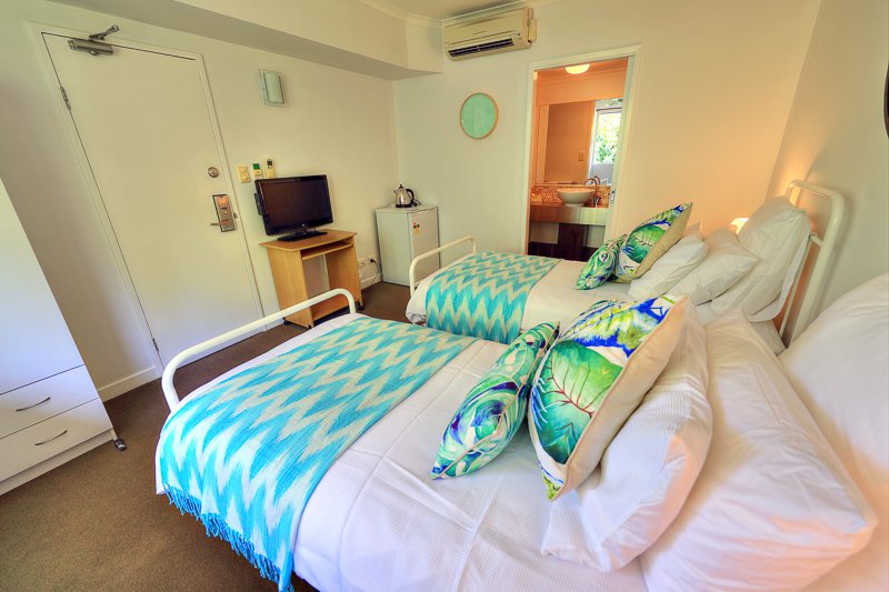 Sunbird Retreat | lodging | Unit 43/81/85 Cedar Rd, Palm Cove QLD 4879, Australia | 0421872495 OR +61 421 872 495