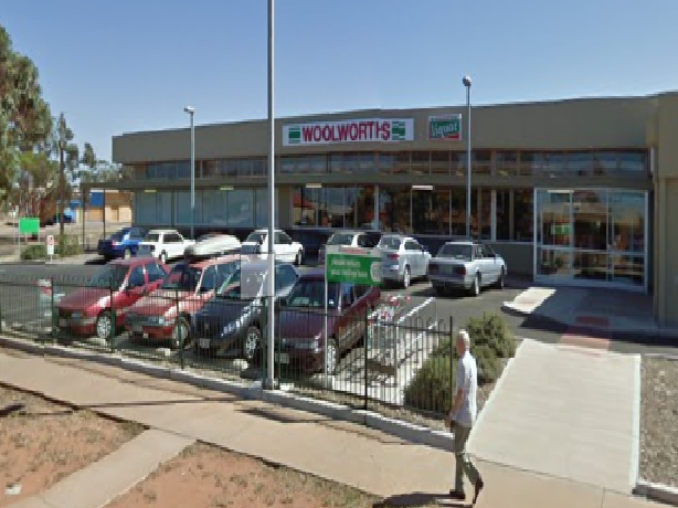 Woolworths | supermarket | 18-30 Viscount Slim Ave, Whyalla Norrie SA 5608, Australia | 0886499503 OR +61 8 8649 9503