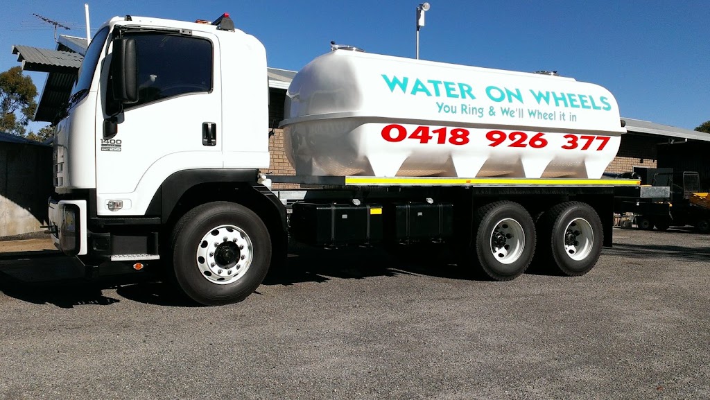 Water on Wheels | 298 Foxton Dr, Oakford WA 6121, Australia | Phone: 0418 926 377