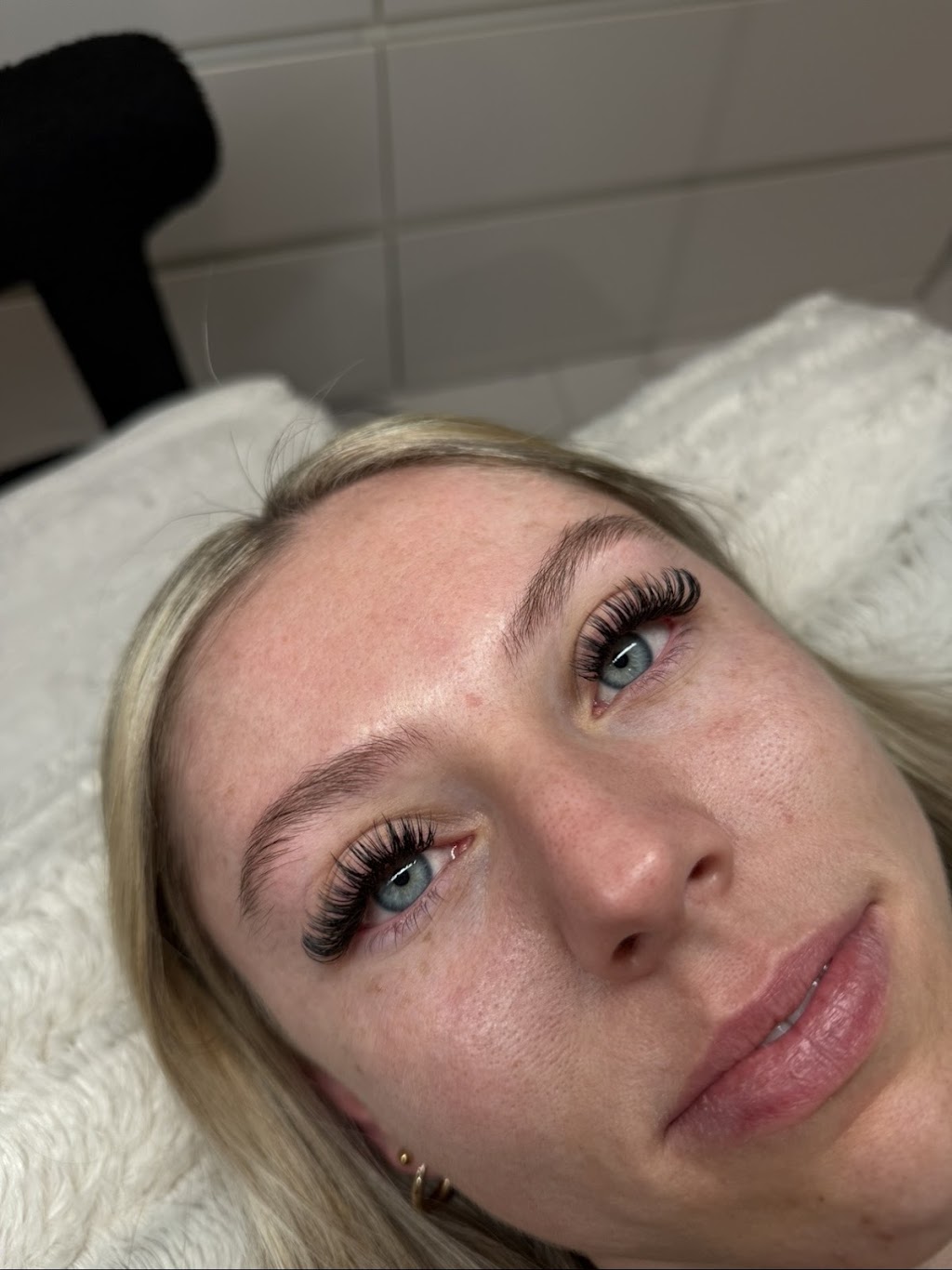 Luxe Lashes By Charlee | 5/141 Maudsland Rd, Oxenford QLD 4210, Australia | Phone: (07) 5551 6274