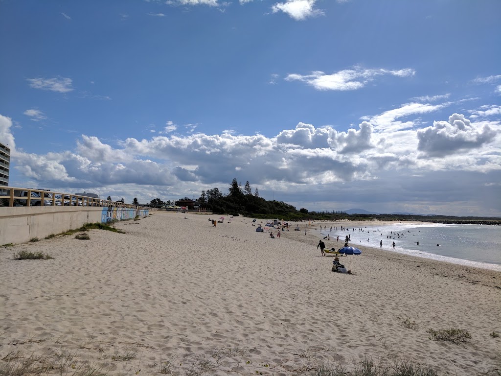 Forster Surf Lifesaving Club | Beach St, Forster NSW 2428, Australia | Phone: (02) 6554 5592