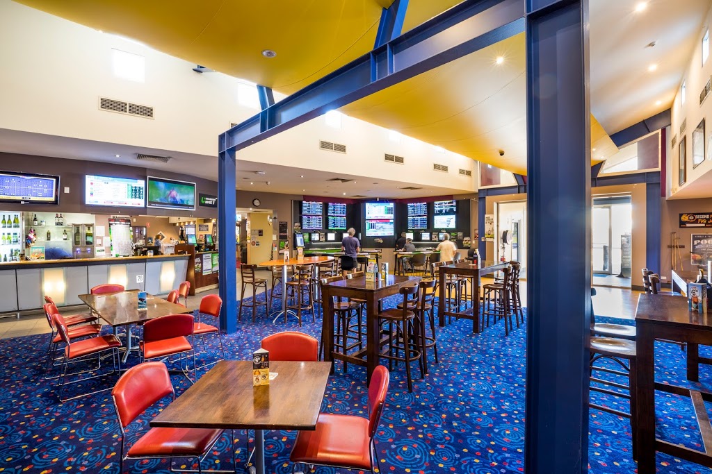 Nightcap at Finsbury Hotel | lodging | 49 Hanson Rd, Woodville North SA 5012, Australia | 0883454781 OR +61 8 8345 4781