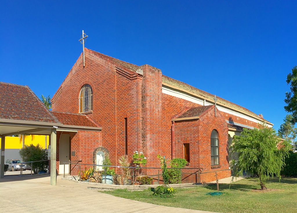 Saint Catherines Catholic Church | church | 126 Main St, Proserpine QLD 4800, Australia | 0749451025 OR +61 7 4945 1025