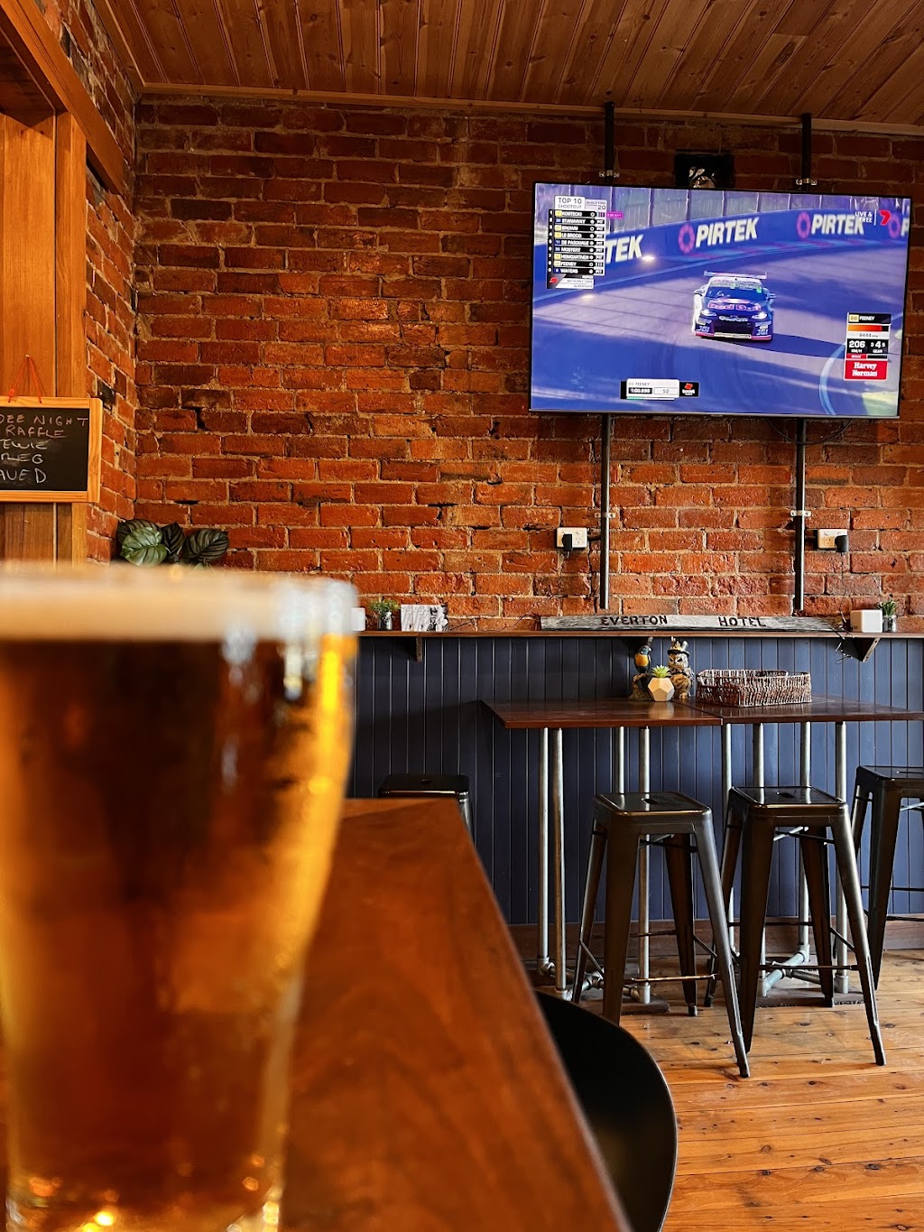 Everton Hotel | Everton Hotel, 2125 Great Alpine Rd, Everton VIC 3678, Australia | Phone: 0418 550 000 Everton Hotel | Everton Hotel, 2125 Great Alpine Rd, Everton VIC 3678, Australia | Phone: 0418 550 000