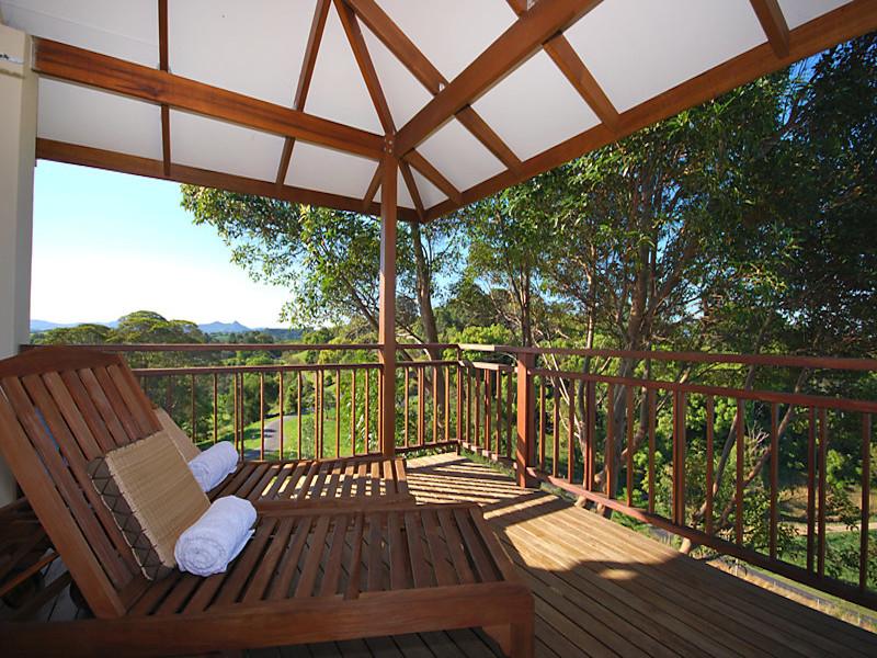 Byron Breeze Retreat | 52 Fig Tree Ln, Myocum NSW 2481, Australia | Phone: 0413 378 397