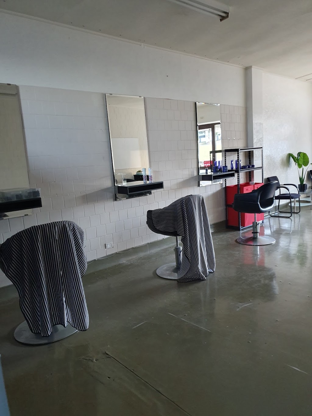 Sands Barber | 332A Pacific Hwy, Belmont North NSW 2280, Australia | Phone: 0481 185 971
