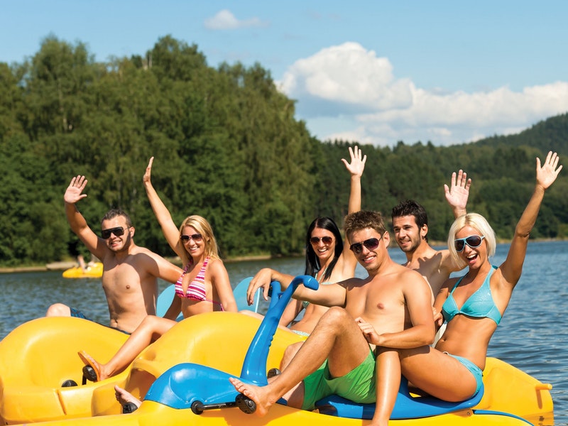 Aquafun Avoca Lake | amusement park | 15 Ficus Ave, Avoca Beach NSW 2251, Australia | 0413808394 OR +61 413 808 394