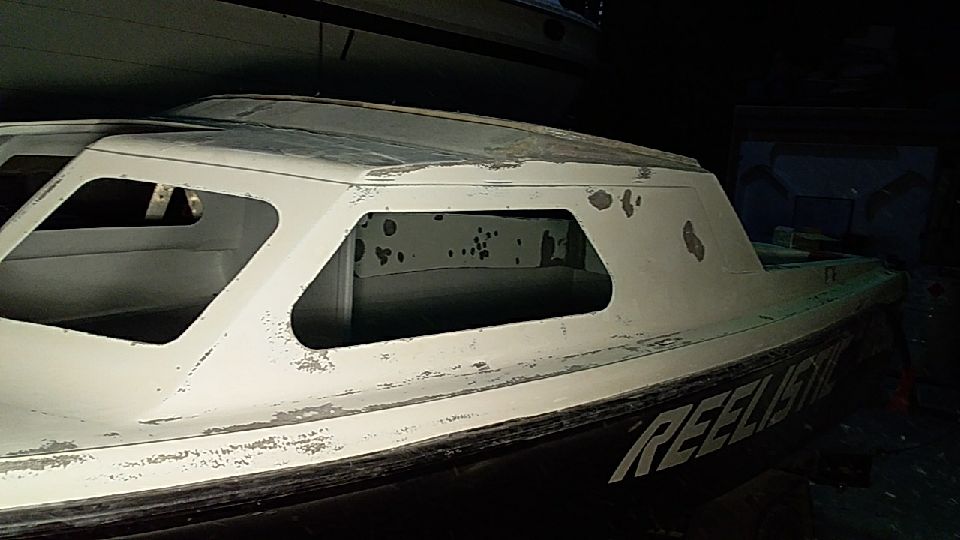 Hervey Bay Fibreglass Repairs | Shed 8–9 Fishermans Wharf Slipways, 864 Boat Harbour Dr, Urangan QLD 4655, Australia | Phone: (07) 4128 9007