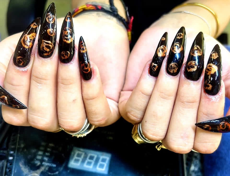 Lovely Nails Station | Unit 4/8 Walters St, Lowood QLD 4311, Australia | Phone: 0411 123 979