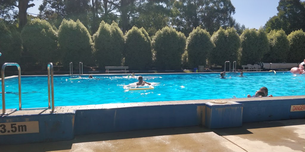 Olinda Pool | 79 Olinda-Monbulk Rd, Olinda VIC 3788, Australia | Phone: (03) 9751 2232