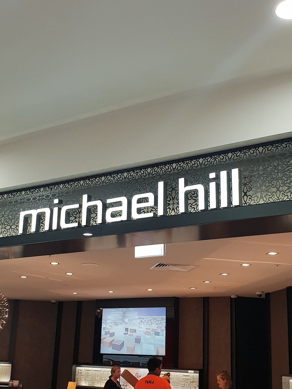 Michael Hill Geraldton | jewelry store | Shop ST6A Centro Stirlings Shopping Centre, 54 Sanford St, Geraldton WA 6530, Australia | 0899215877 OR +61 8 9921 5877