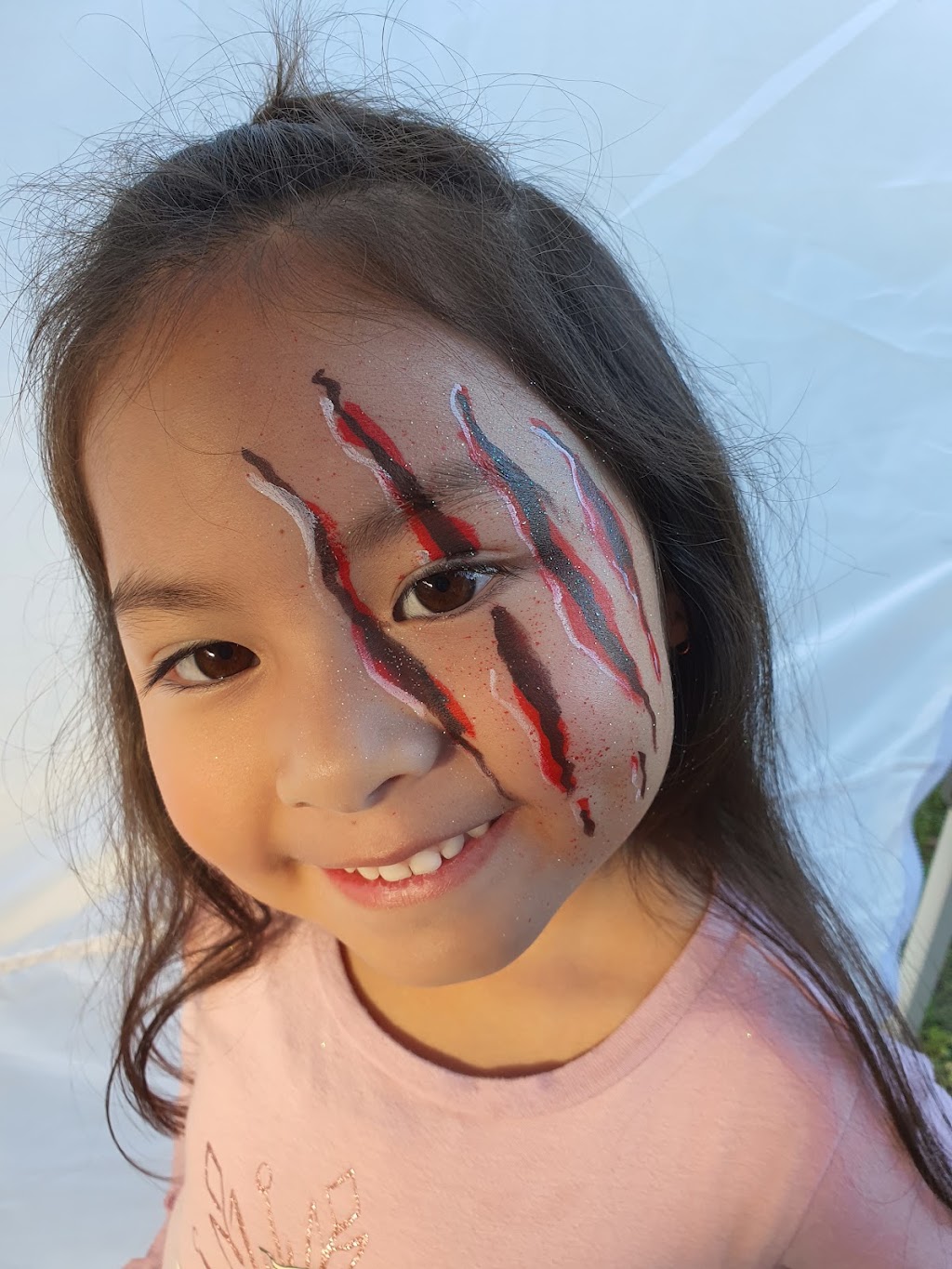 Face painter - Pams fancy faces | 104 Cambridge St, Rothwell QLD 4022, Australia | Phone: 0481 964 681