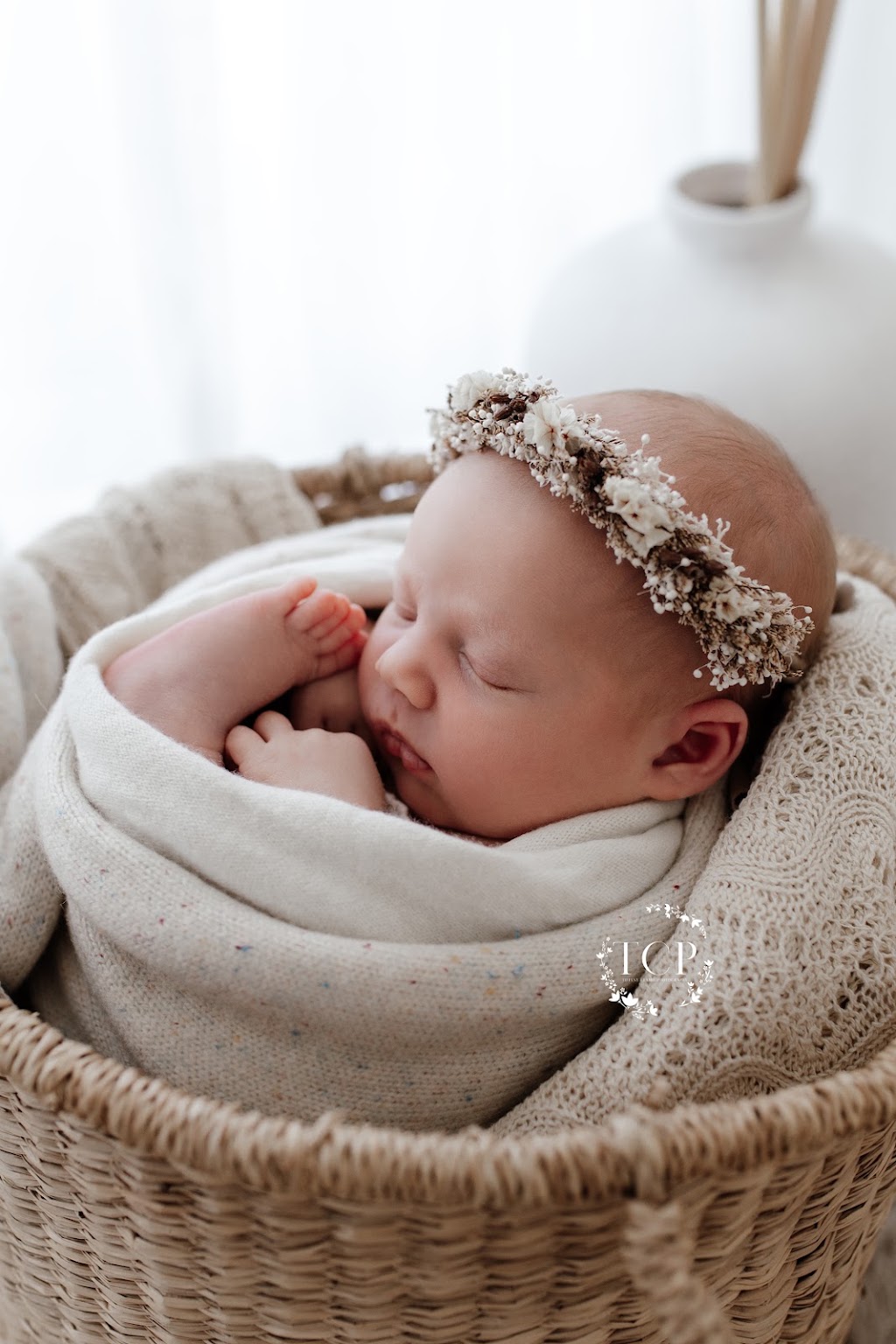 Tiffany Claire Photography | 8 Wren Ct, Whittlesea VIC 3757, Australia | Phone: 0433 582 468