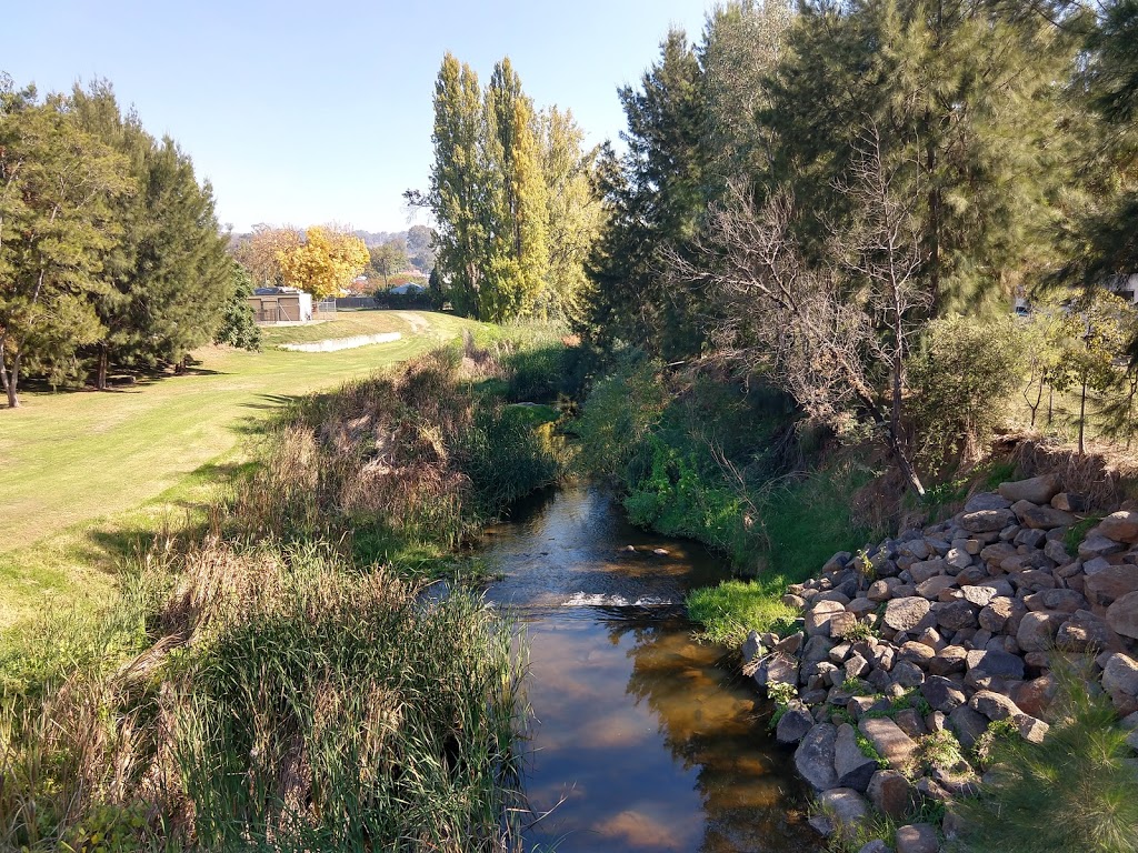 Golden Gully Park | park | Victoria Hill Rd, Adelong NSW 2729, Australia