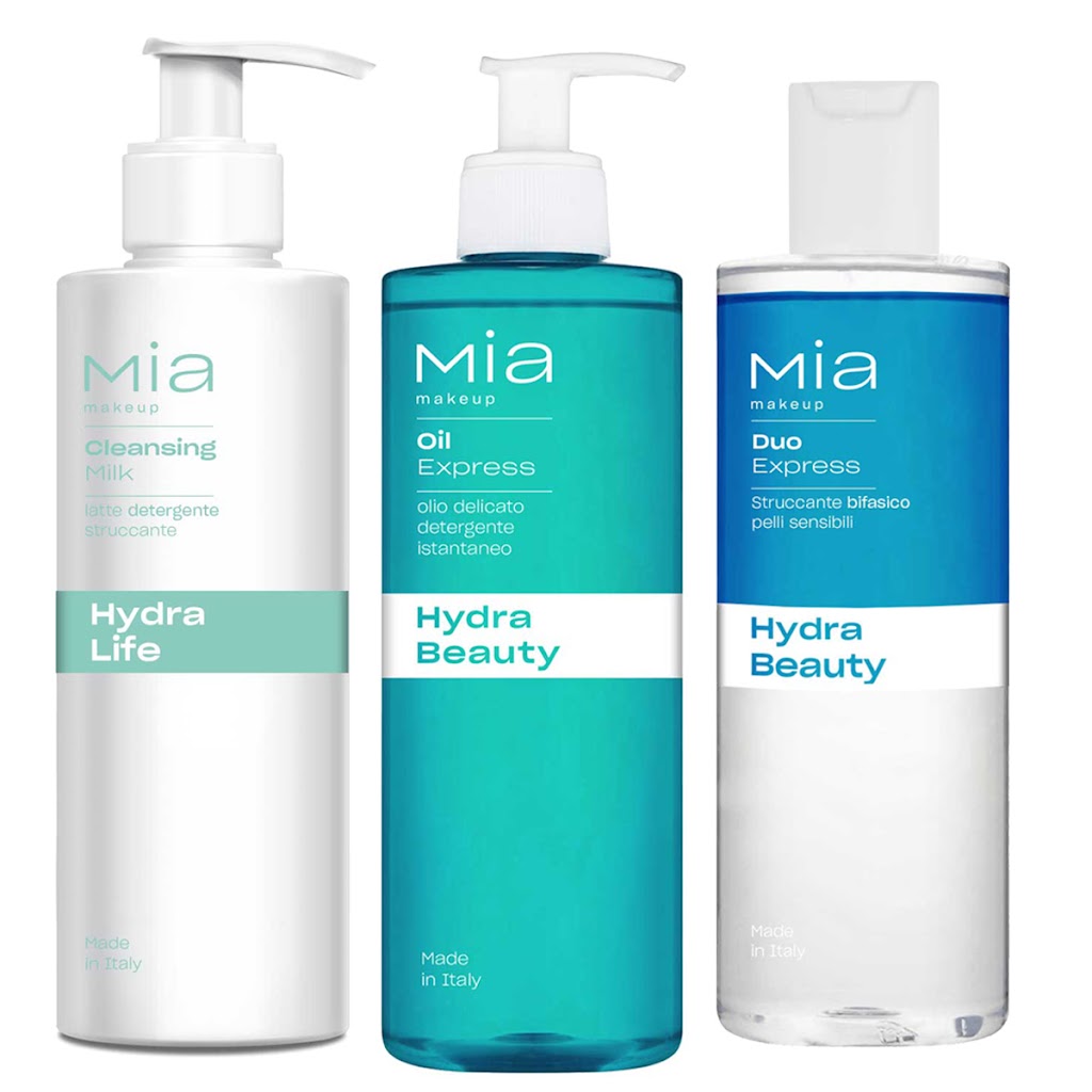 Mia Makeup Australia | Shop 2 Mantra Resort, Buccaneer Dr, Urangan QLD 4655, Australia | Phone: 0403 088 232