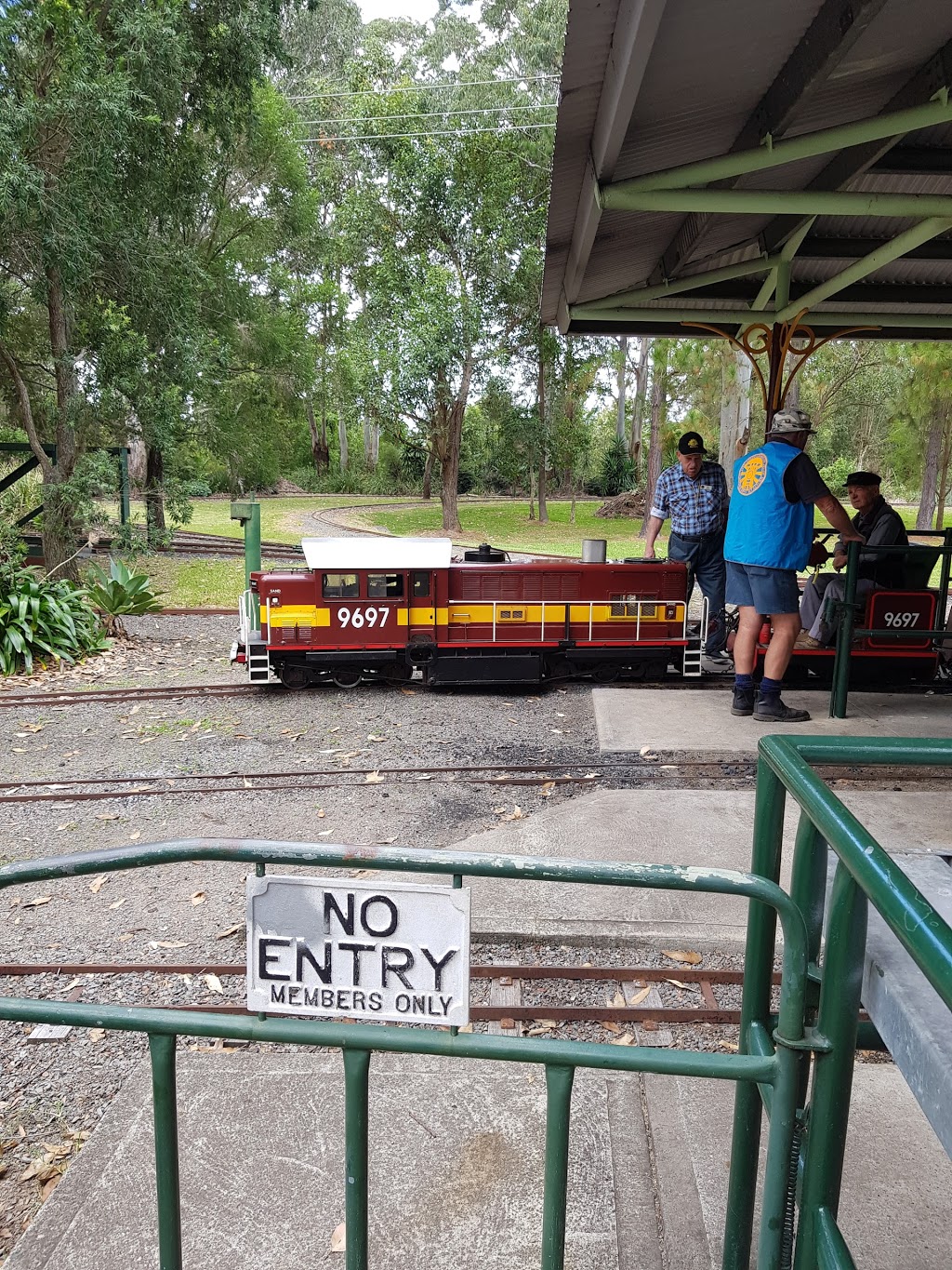 Lake Macquarie Live Steam Locomotive Society | amusement park | Velinda St, Edgeworth NSW 2285, Australia | 0490857420 OR +61 490 857 420