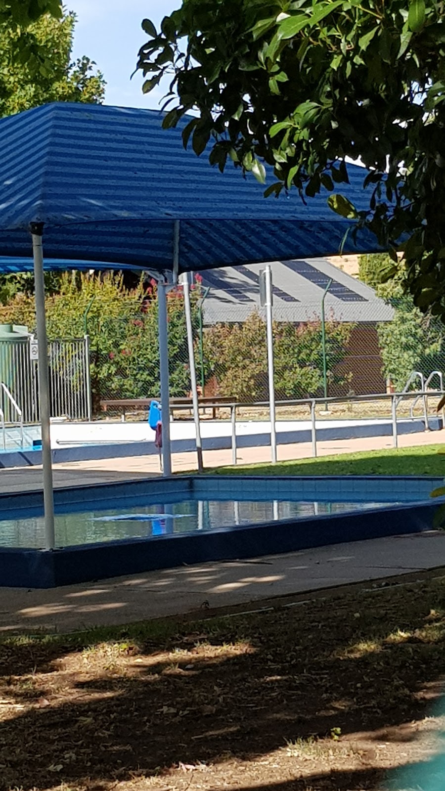 Avenel Swimming Pool |  | 25 Queen St, Avenel VIC 3664, Australia | 0357962104 OR +61 3 5796 2104