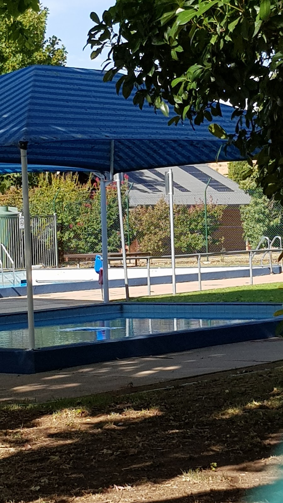 Avenel Swimming Pool | 25 Queen St, Avenel VIC 3664, Australia | Phone: (03) 5796 2104